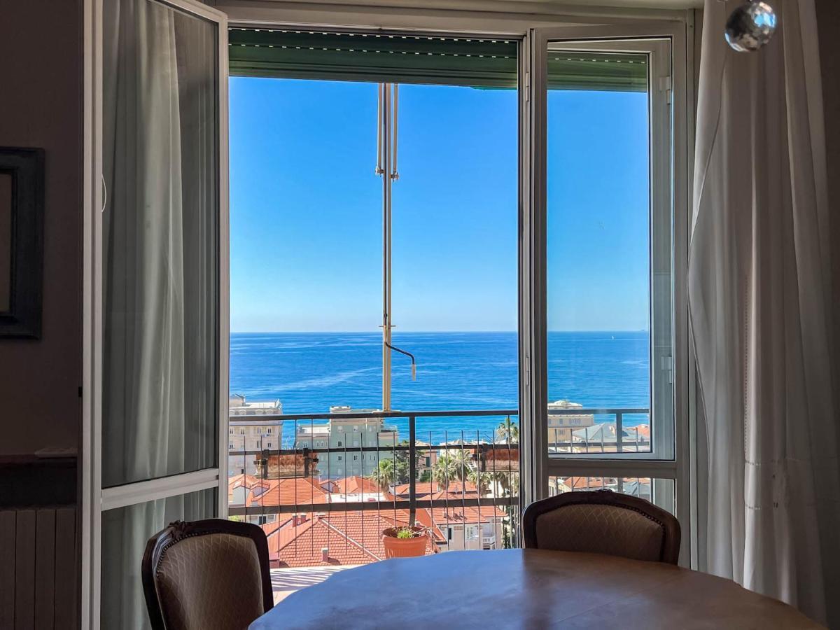 Grande Appartamento Vista Mare Varazze Buitenkant foto