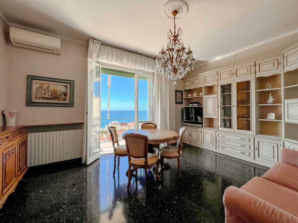 Grande Appartamento Vista Mare Varazze Buitenkant foto